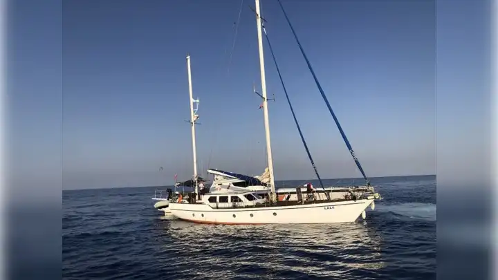 İzmir’de kaçak göçmen mesaisi: 115 kişi yakalandı, 25 kişi kurtarıldı 