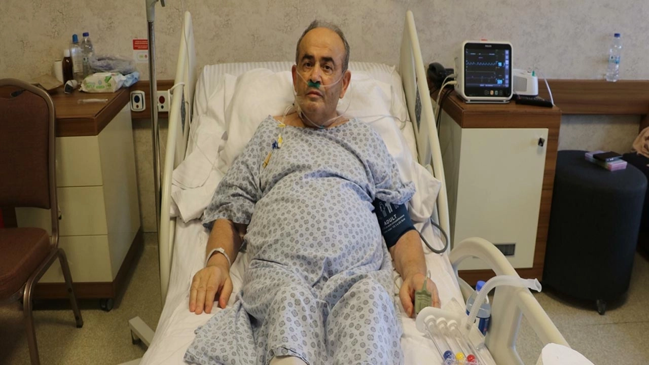 Günde 20 farklı ilaç kullanıyordu, bağırsağı delindi başlıklı video haberin görseli