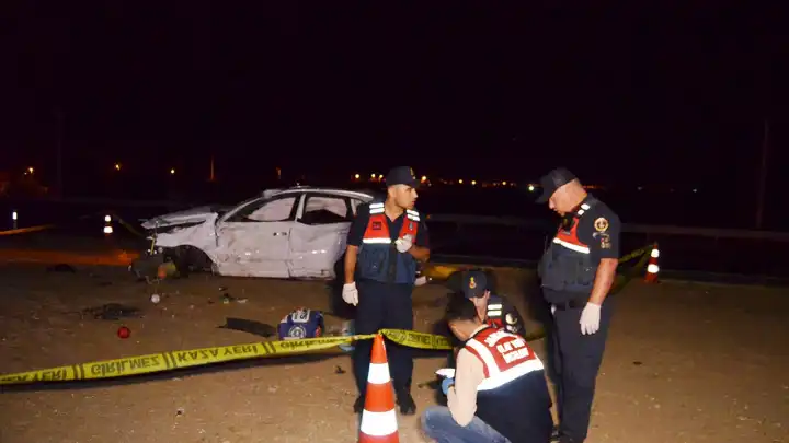 İngiltereli aile Aksaray'da kazaya karıştı: 2 ölü