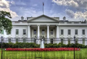 Zelenskiy ve Trump Beyaz Saray’da buluştu: Barış görüşmesinde kritik detaylar masada
