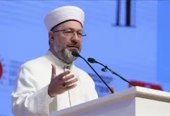 Ali Erbaş’tan dünya insani yardım günü mesajı: “İyiliğin egemen olduğu dünya için…”