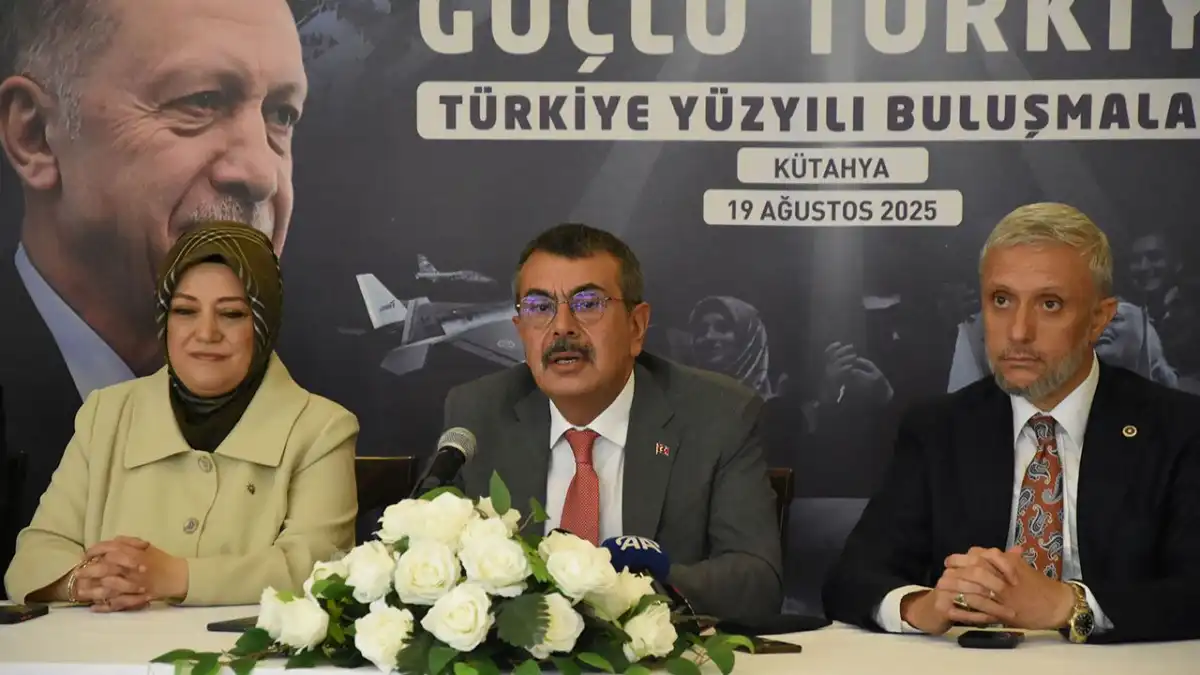 Bakan Tekin: Terörsüz Türkiye sürecinde şehit yakınları ve gaziler hassasiyetimiz haberinin görseli