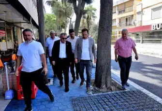 Bornova’da asfaltlama çalışmaları sürüyor