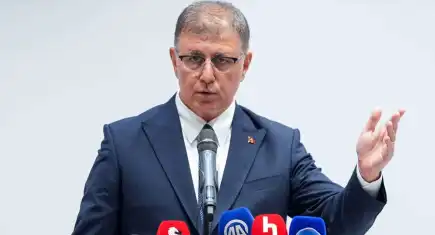 Gazeteci Aysever’den Cemil Tugay iddiası: AK Parti’ye geçmesi an meselesi! 
