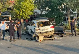 Göreme’de dehşet anları: Kamyon park halindeki araçları biçti, 3 kişi yaralandı