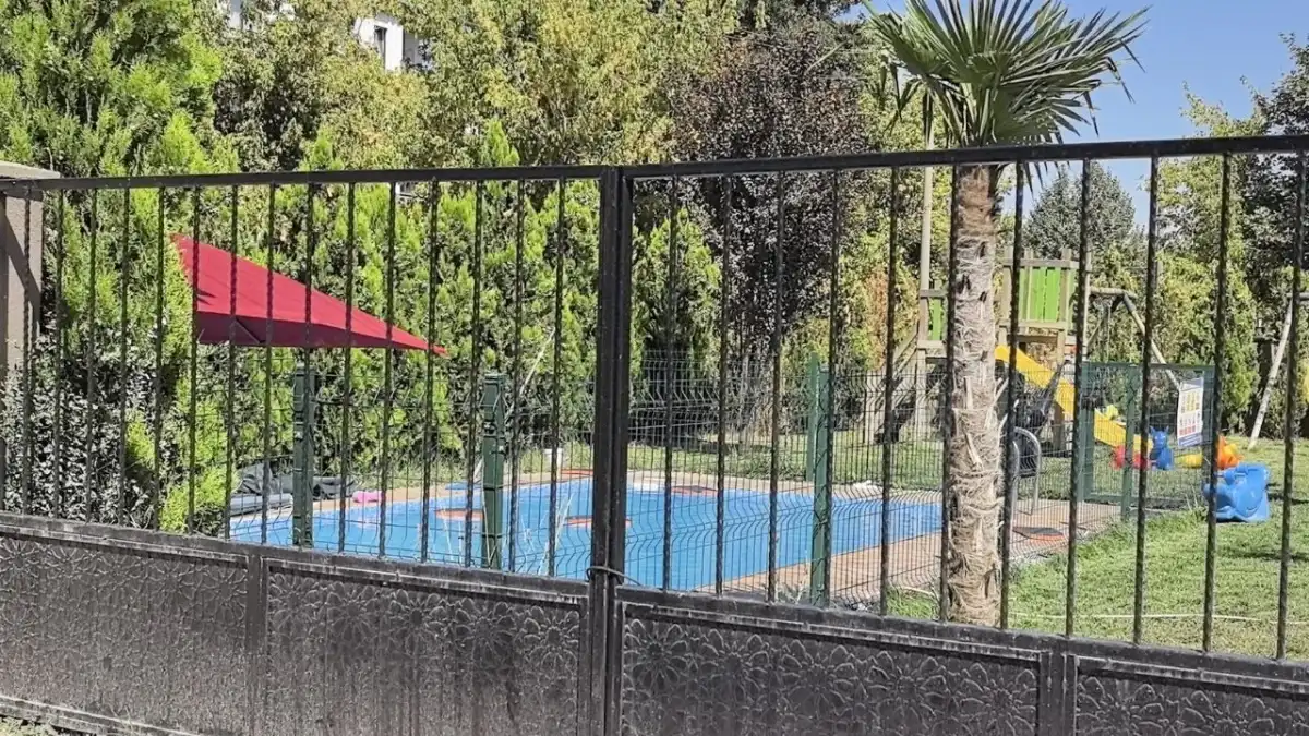 Havuz etkinliği kabusa döndü: Minik Berra 7 gün sonra hayatını kaybetti haberinin görseli