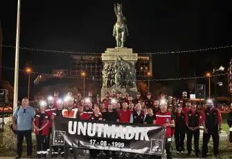 Konak’ta 17 Ağustos anısına sessiz yürüyüş