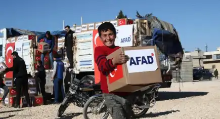 Türkiye’den 83 ülkeye şefkat eli: AFAD’dan dünya insani yardım günü mesajı