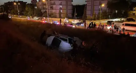 Aydın’da dehşet! Otomobil uçuruma yuvarlandı: 2 yaralıdan birinin durumu kritik