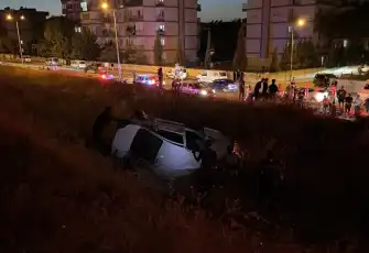 Aydın’da dehşet! Otomobil uçuruma yuvarlandı: 2 yaralıdan birinin durumu kritik