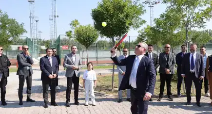 Bakan Bak: Çocuklarımızı bağımlılıklardan korumak en önemli görevimiz