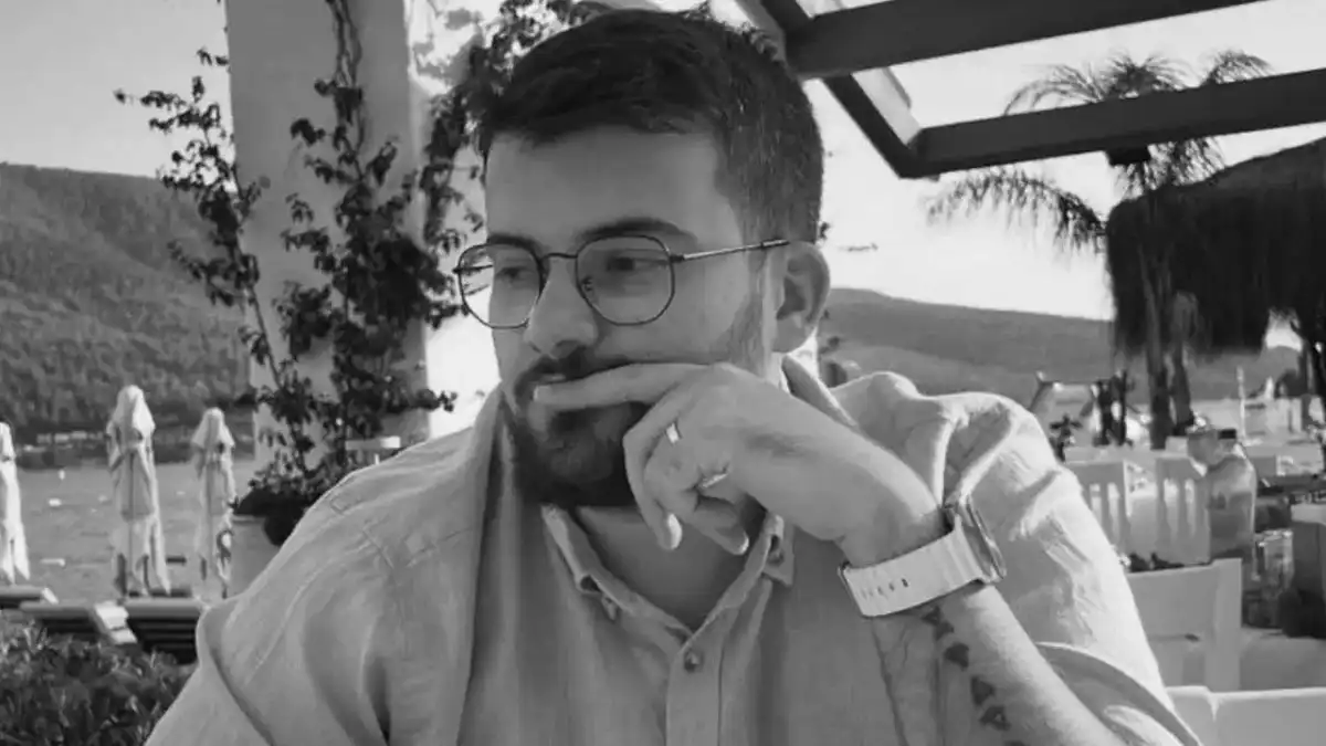 Fenerbahçe tribünlerinde duygusal anlar: Jrokez unutulmadı! haberinin görseli