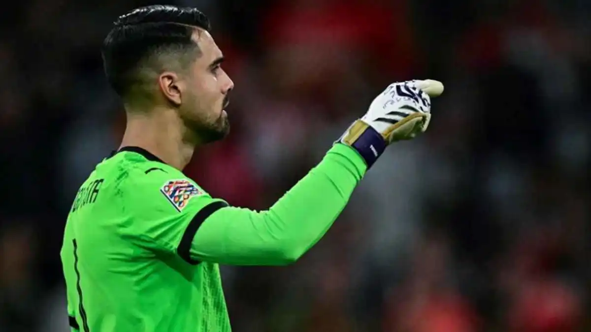 Galatasaray'ın Diogo Costa için yaptığı 20 milyon euroluk teklife Porto’dan jet hızıyla cevap  haberinin görseli