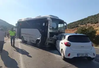 Gaziantep’te feci zincirleme kaza! Minibüs ve otomobiller çarpıştı