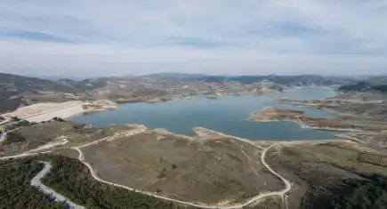 İzmir’in suyu tükeniyor: Tahtalı Barajı’nda seviye yüzde 6,71’e düştü