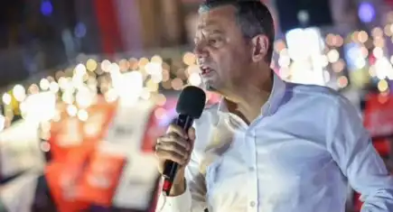 Üsküdar Meydanı doldu: Ekrem İmamoğlu’nun mesajı ve CHP liderlerinden sert çıkışlar