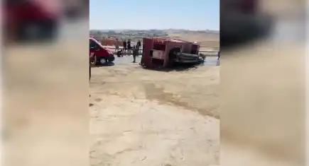 Yangın söndürmeye giden 5 itfaiye eri yaralandı