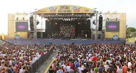 Zeytinli Rock Festivali’ne bir yasak daha! İstanbul’daki konserlere neden izin çıkmadı?