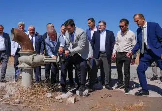 AK Parti Genel Sekreteri İnan'dan İzmir'deki Sera OSB'de incelemele