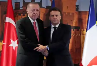 Cumhurbaşkanı Erdoğan ile Macron arasında önemli görüşme