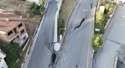 Erzurum'da heyelan paniğe neden oldu: 70 ev tahliye edildi