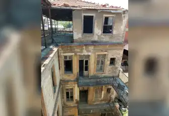 İzmir haber: 1980’den beri kapalıydı, kapıları sanat için açıldı!