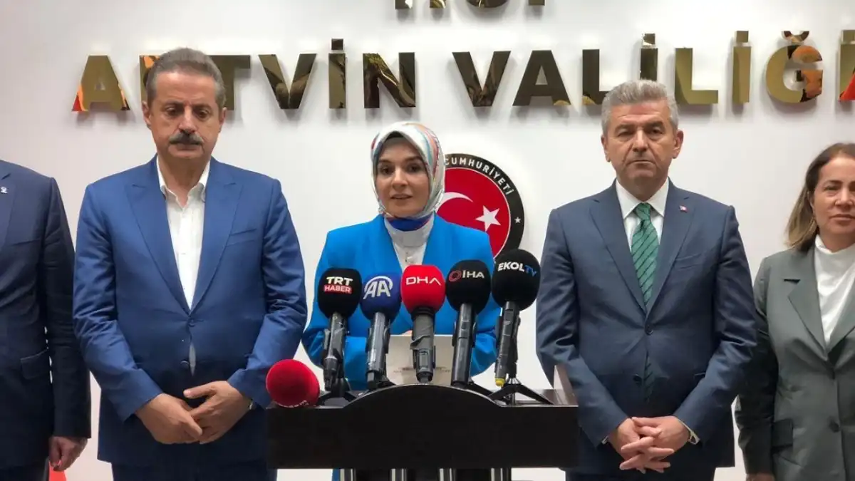 Artvin’de annelere müjde: Bakan Göktaş, 388 anneye doğum desteği sağladıklarını açıkladı haberinin görseli