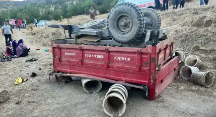 Balıkesir’de traktör faciası: 18 yaşındaki Zeynep hayatını kaybetti, 4 yaralı