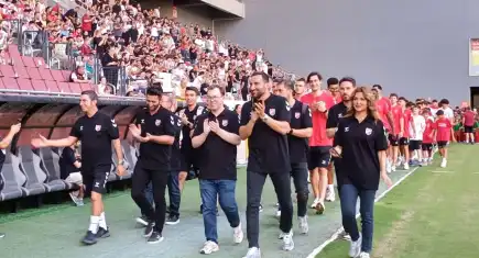 Karşıyaka’da sezon açılışı: Futbol, basketbol ve voleybol takımları taraftarla buluştu