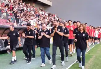 Karşıyaka’da sezon açılışı: Futbol, basketbol ve voleybol takımları taraftarla buluştu