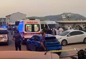Milas’ta sokak ortasında dehşet: 43 yaşındaki kadın silahlı saldırıda hayatını kaybetti