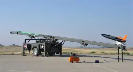 Milli ŞİMŞEK yüksek hızlı hedef uçak sistemi, roket destekli kalkışla ilk kez havalandı!