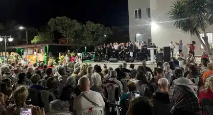 Seferihisar’da sanatın renkleri buluştu: 4. Ürkmez Kültür ve Sanat Festivali başladı 