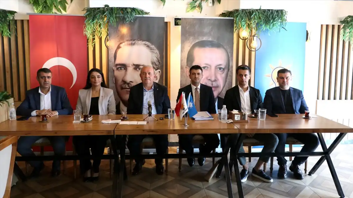 AK Parti İzmir Milletvekili Mehmet Ali Çelebi şehit aileleri ve gazilere ‘Terörsüz Türkiye’yi anlattı haberinin görseli