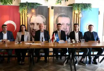AK Parti İzmir Milletvekili Mehmet Ali Çelebi şehit aileleri ve gazilere ‘Terörsüz Türkiye’yi anlattı