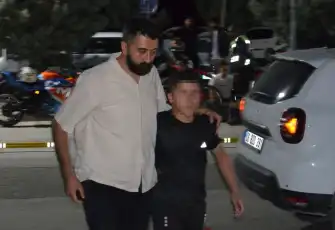 Aksaray’da kanlı gece! 13 yaşındaki kardeş, ablasının sevgilisini ekmek bıçağıyla göğsünden bıçakladı