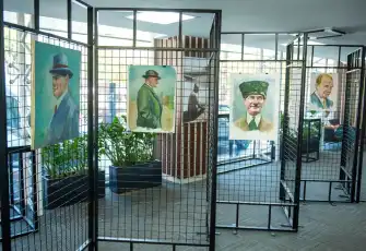 Karşıyaka’da Zafer Bayramı’na Özel Atatürk Portreleri Sergisi