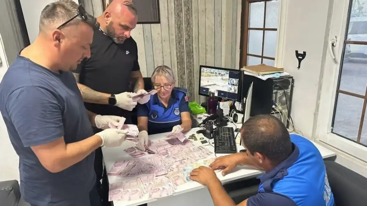 Yalova’da dilencinin üzerinden servet çıktı! 45 bin lira şaşkına çevirdi haberinin görseli