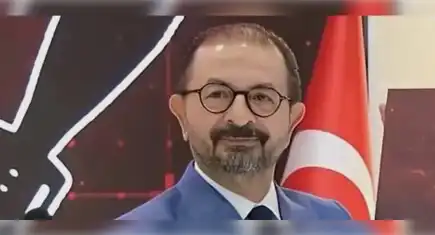 Eski Başkan İsmet Sayhan'a gözaltı