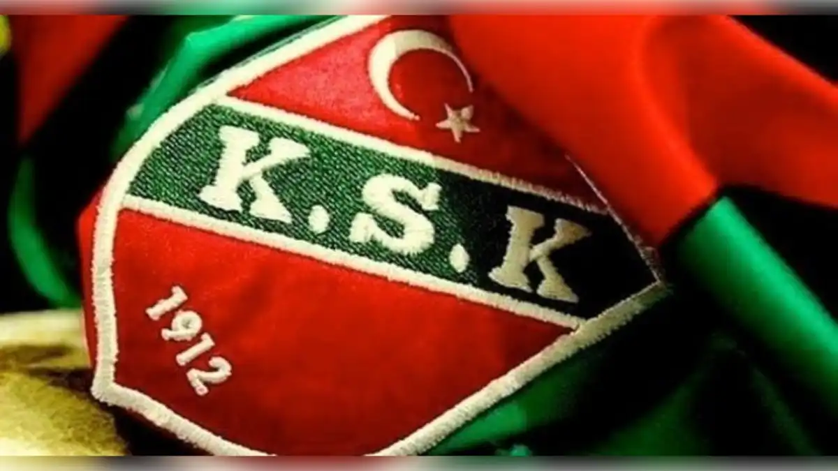 Karşıyaka’da gençlik aşısı: Kaf – Kaf gençliği seçti!  haberinin görseli