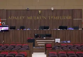 2 kişinin öldüğü trafik kazasına karışan otomobilin sürücüsü tutuklandı