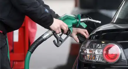 Akaryakıt fiyatlarında güncel durum: Benzin ve motorine zam var mı? 25 Ağustos akaryakıt fiyatları
