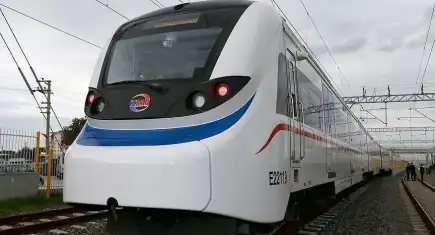 Bakan Uraloğlu’ndan İZBAN açıklaması: 30 Ağustos toplu taşıma ücretsiz olacak mı?