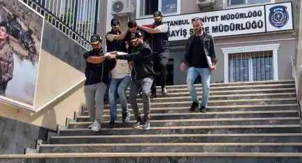 Beyoğlu’nda haraç krizi: İş yerini kurşunladılar