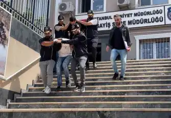 Beyoğlu’nda haraç krizi: İş yerini kurşunladılar