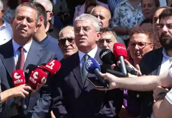 CHP’den İBB operasyonlarına ilişkin açıklama: Siyaseti adliye koridorlarından dizayn etmenize izin vermeyeceğiz