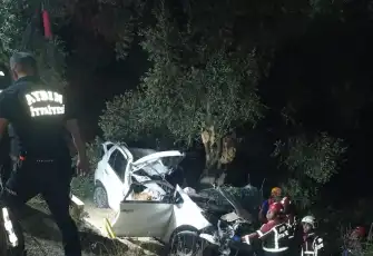 Çine'de feci kaza: 2 ölü,1 ağır yaralı