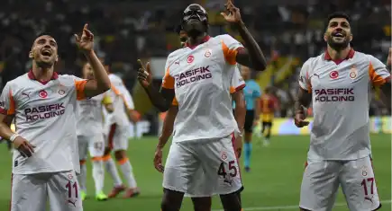Galatasaray’dan müthiş sezon başlangıcı: Kayseri’de farklı kazanan Galatasaray ilkleri yaşadı
