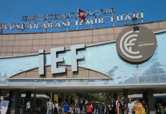İzmir’de Sanat Günleri başlıyor: Dr. Cemil Tugay açılışlara katılacak