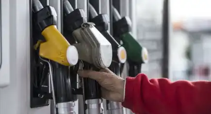 Benzine zam kapıda:  Bir depo kaça dolacak?